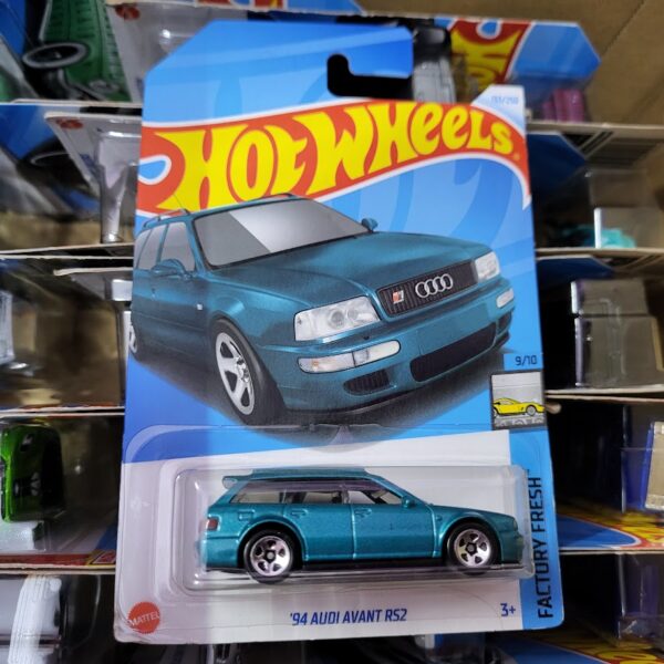 Hot Wheels 94 Audi Avant RS2