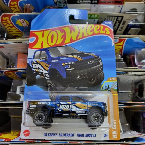 Hot Wheels 19 Chevy Silverado Trail Boss LT