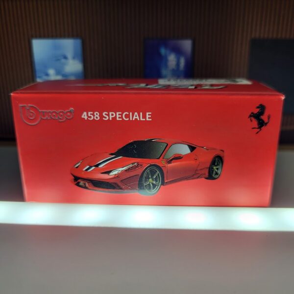 Bburago 458 Speciale - 1 : 64 Diecast Scale Model