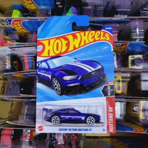 Hot Wheels Custom 18 Ford Mustang GT
