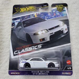 Premium Hot Wheels Nissan Skyline GT-R (BCNR33)