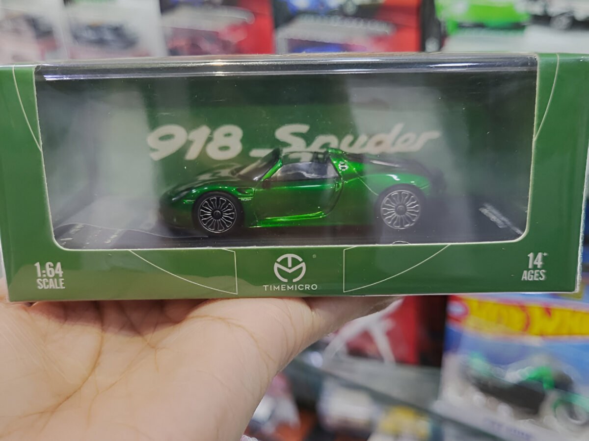 Modèle Réduit Porsche 918 Spyder Noir - Échelle 1:64 - Marque Time Micro - Neuf