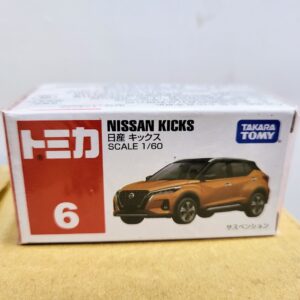 Tomica Nissan Kicks