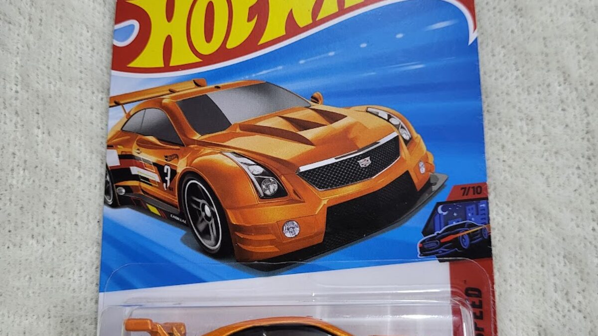 Hot Wheels 16 Cadillac ATS-V R D Case 2026 - gaurstrendy