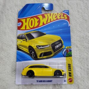 Hot Wheels 17 Audi RS 6 Avant