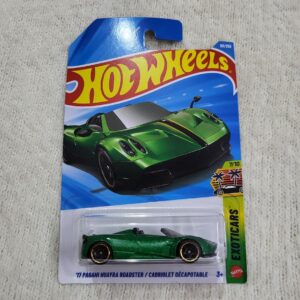 Hot Wheels 17 Pagani Huayra Roadster E Case 2026