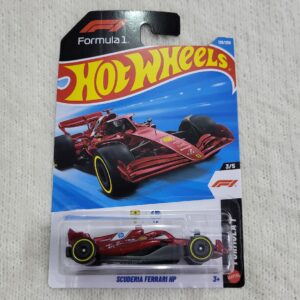 Hot Wheels Scuderia Ferrari HP Formula 1 G Case 2026