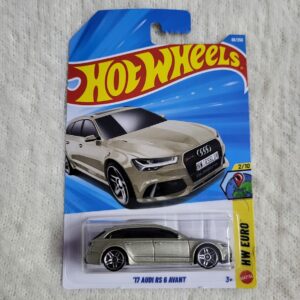 Hot Wheels 17 Audi RS 6 Avant H Case 2026