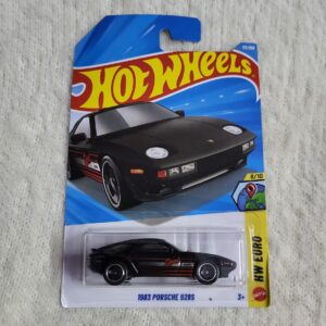 Hot Wheels 1983 Porsche 928S H Case 2026