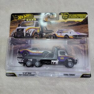 Hot Wheels Premium Team Transport - 67 Off Road Tout-Terrain Camaro