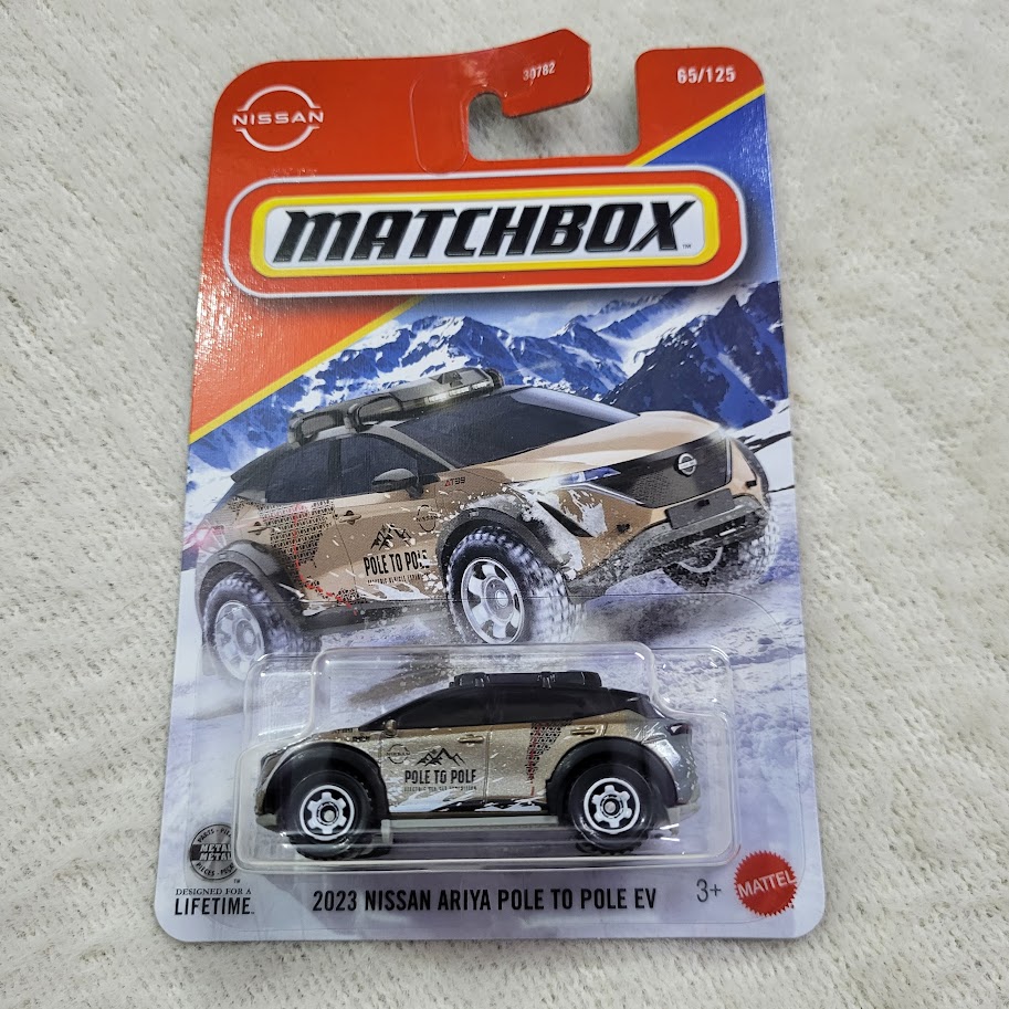 Matchbox 2023 Nissan Ariya Pole to Pole EV