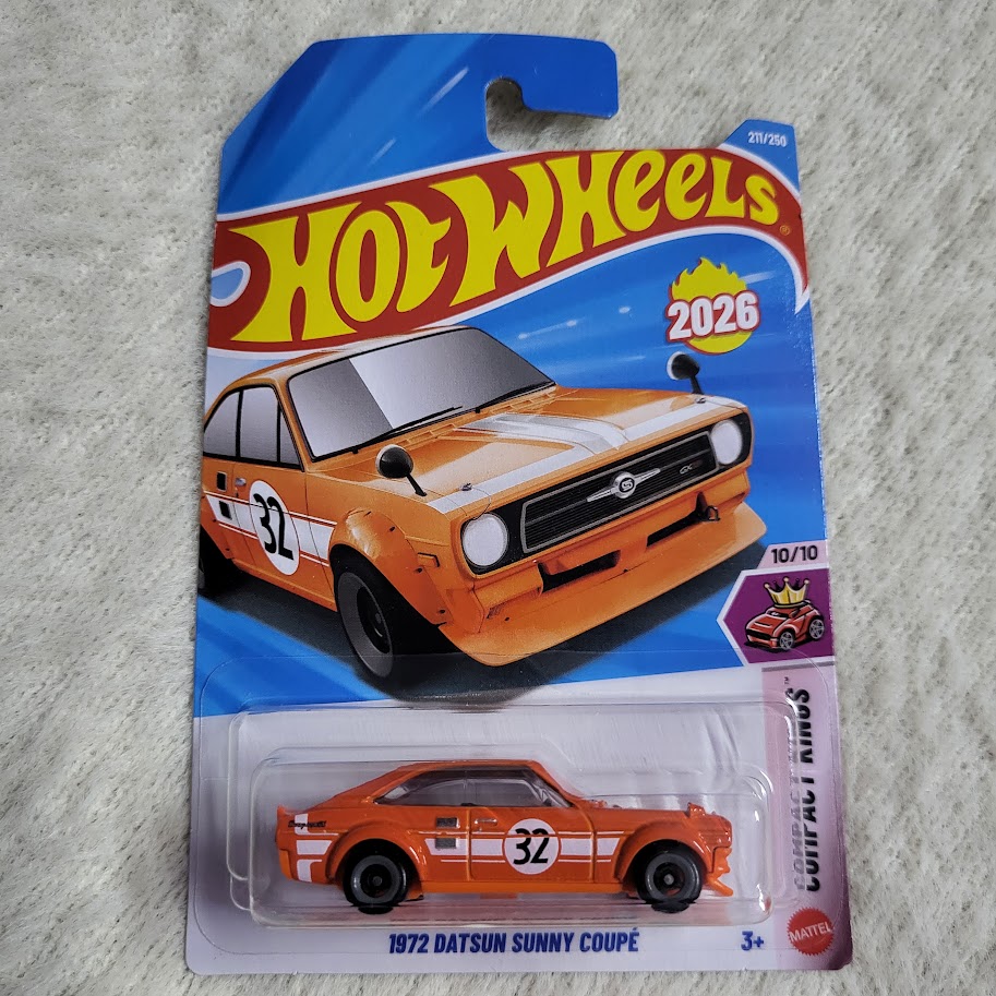 Hot Wheels 1972 Datsun Sunny Coupe L Case 2026