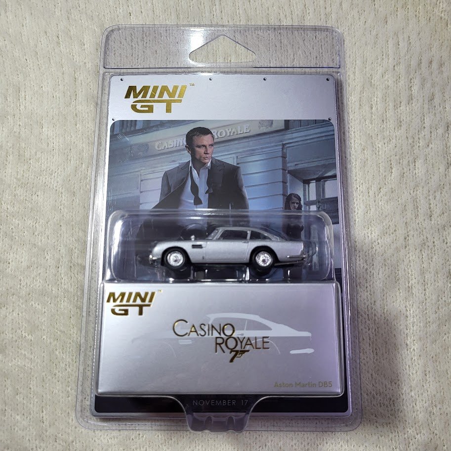 Mini GT Aston Martin DB5 - Casino Royale #909 Blister