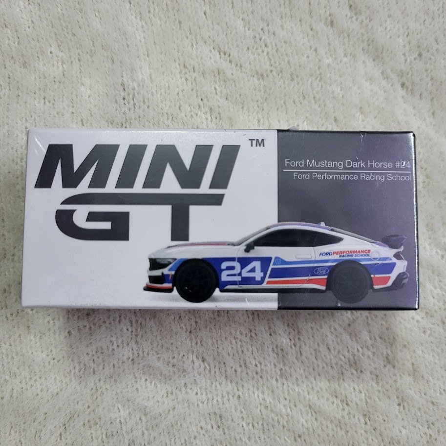 Mini GT Ford Mustang Dark Horse #24 - Ford Performance Racing School