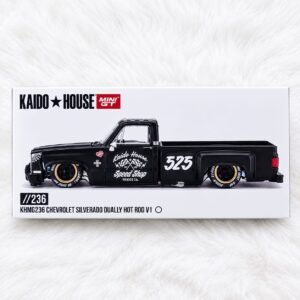 Kaido House X Mini GT KHMG236 Chevrolet Silverdao Dually Hot Rod V1