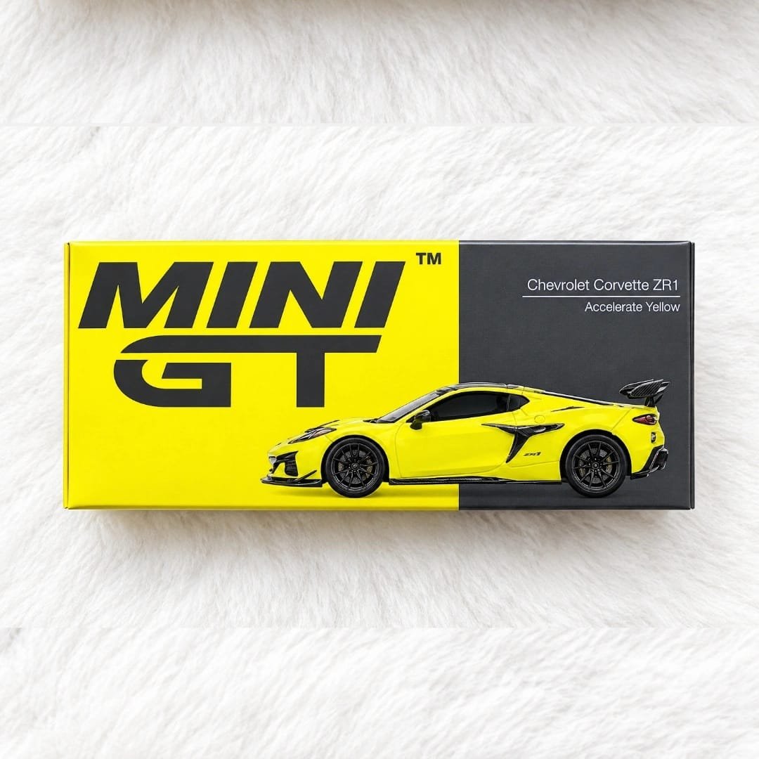 Mini GT Chevrolet Corvette ZR1 - Accelerate Yellow
